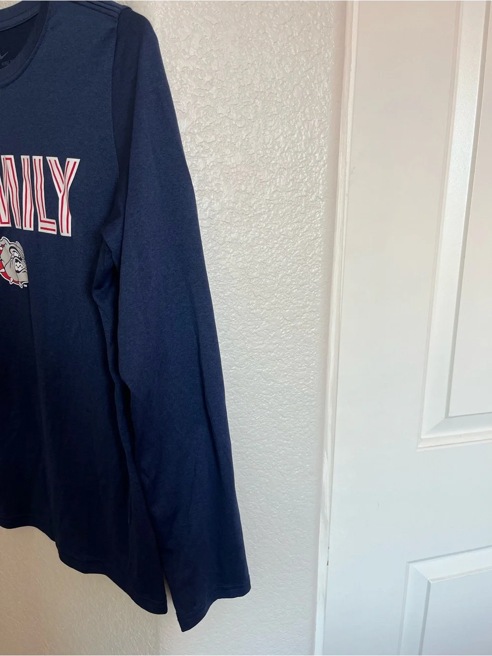 Nike Boys Navy Long Sleeve 'FAMILY' Gonzaga Bulldogs Dri-FIT Tee - XL